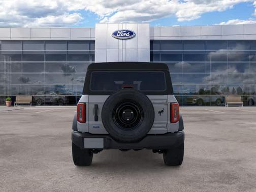 AVALANCHE 2026 Ford Bronco Outer Banks