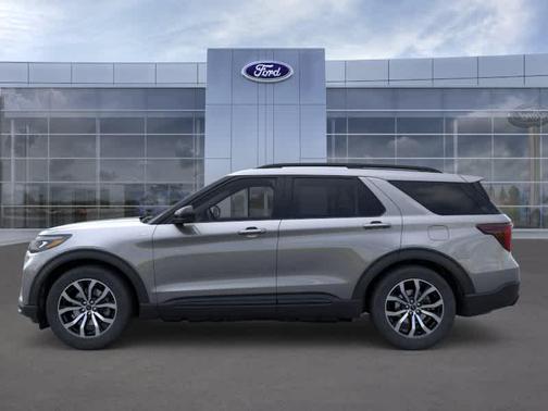CARBONIZED GRY 2026 Ford Explorer ST-Line