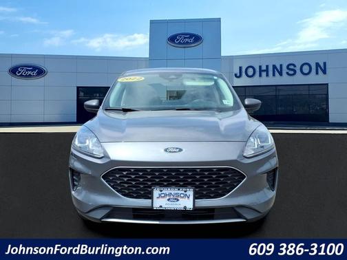 Carbonized Gray Metallic 2022 Ford Escape SE