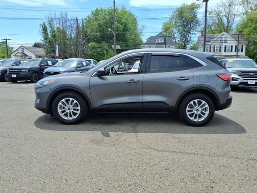 Carbonized Gray Metallic 2022 Ford Escape SE