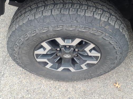 2022 Toyota Tacoma TRD Off Road