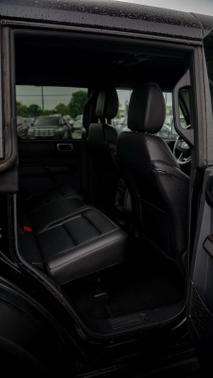 Shadow Black 2025 Ford Bronco Outer Banks