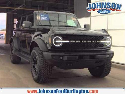 Shadow Black 2025 Ford Bronco Outer Banks