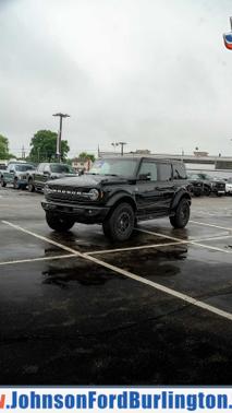 Shadow Black 2025 Ford Bronco Outer Banks