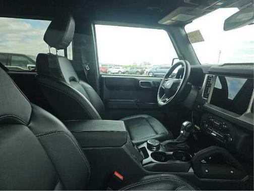 Shadow Black 2025 Ford Bronco Outer Banks