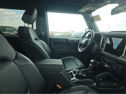 Shadow Black 2025 Ford Bronco Outer Banks