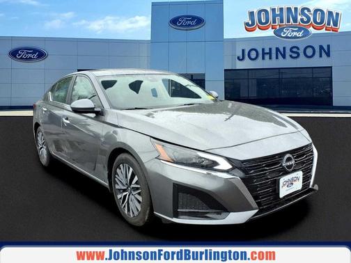 Gun Metallic 2023 Nissan Altima 2.5 SV