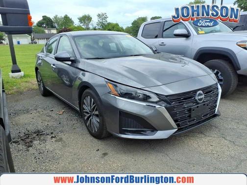 Gun Metallic 2023 Nissan Altima 2.5 SV