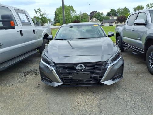 Gun Metallic 2023 Nissan Altima 2.5 SV