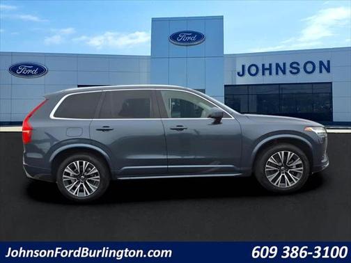 2021 Volvo XC90 T5 Momentum