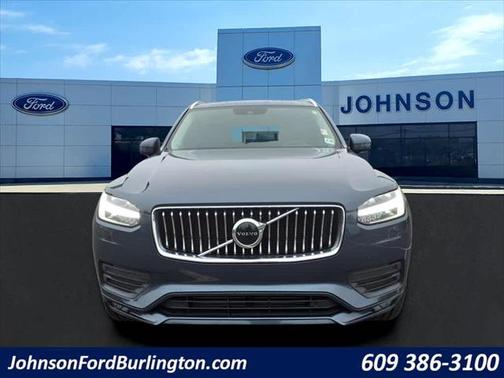 2021 Volvo XC90 T5 Momentum