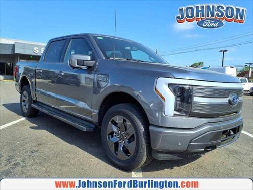 2023 Ford F-150 Lightning LARIAT
