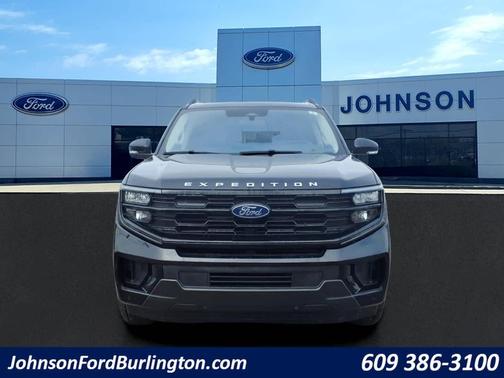 2025 Ford Expedition Max Active 4x4