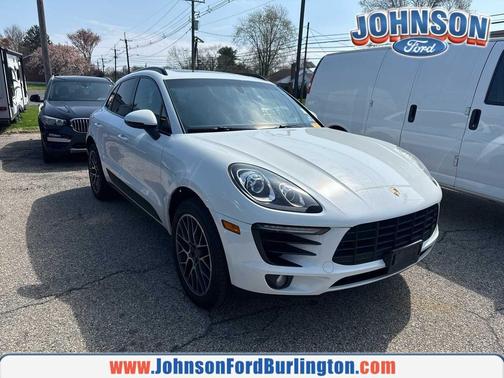 White 2016 Porsche Macan Macan S