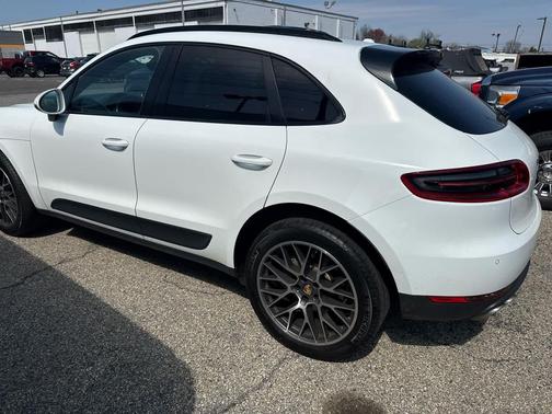 2016 Porsche Macan Macan S
