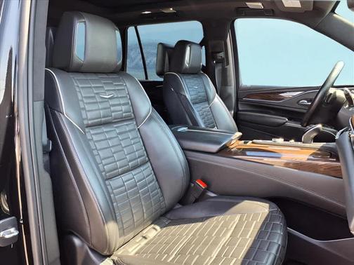 2021 Cadillac Escalade Sport Platinum