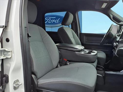 2021 RAM 2500 Tradesman Crew Cab 4x4 6'4' Box