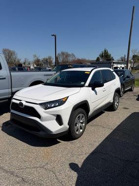 Super White 2021 Toyota RAV4 LE