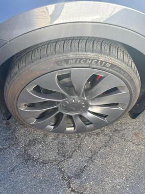 2023 Tesla Model Y Performance Dual Motor All-Wheel Drive