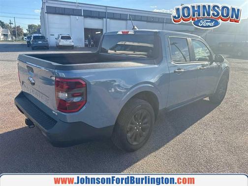 Azure Gray Metallic Tri-Coat 2024 Ford Maverick XLT