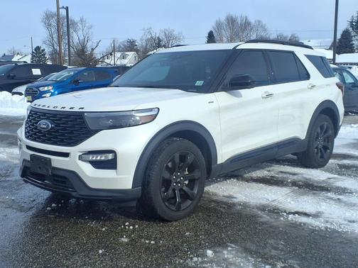 2022 Ford Explorer ST-Line