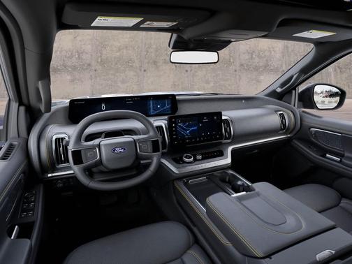 Agate Black Metallic 2027 Ford Expedition Tremor