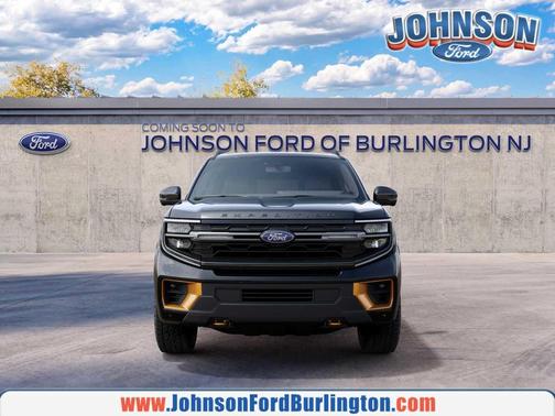 Agate Black Metallic 2027 Ford Expedition Tremor