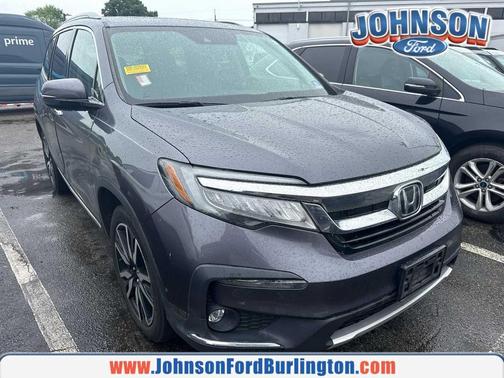 Modern Steel Metallic 2019 Honda Pilot Touring 8-Passenger