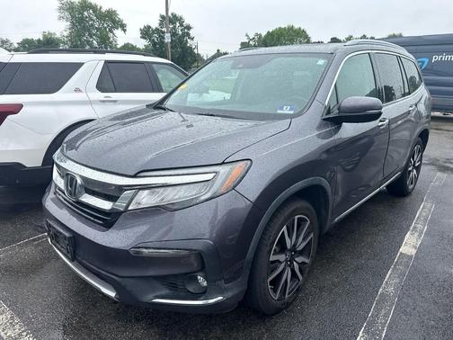 Modern Steel Metallic 2019 Honda Pilot Touring 8-Passenger
