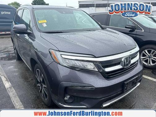 Modern Steel Metallic 2019 Honda Pilot Touring 8-Passenger