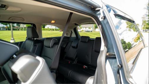 Sonic Gray Pearl 2025 Honda Odyssey Elite