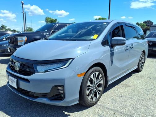 Sonic Gray Pearl 2025 Honda Odyssey Elite