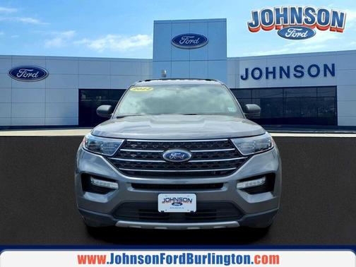 Carbonized Gray Metallic 2022 Ford Explorer XLT