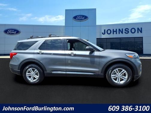 Carbonized Gray Metallic 2022 Ford Explorer XLT