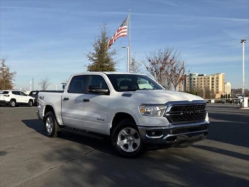 2023 RAM 1500 Big Horn Crew Cab 4x4 57' Box