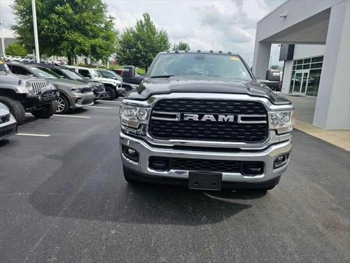 2023 RAM 2500 Big Horn Crew Cab 4x4 64' Box