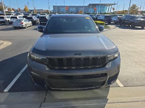 2022 Jeep Grand Cherokee L Altitude 4x2