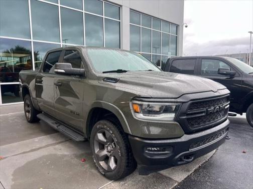 2021 RAM 1500 Big Horn Crew Cab 4x4 57' Box