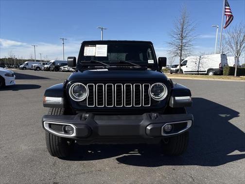 2024 Jeep Wrangler 4-Door Sahara 4x4