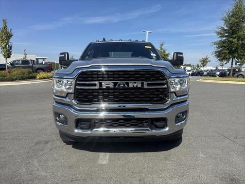 2024 RAM 3500 Big Horn Crew Cab 4x4 8 Box