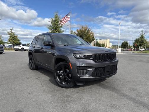 2022 Jeep Grand Cherokee Altitude 4x4
