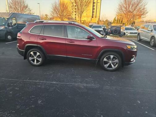 2021 Jeep Cherokee Limited FWD