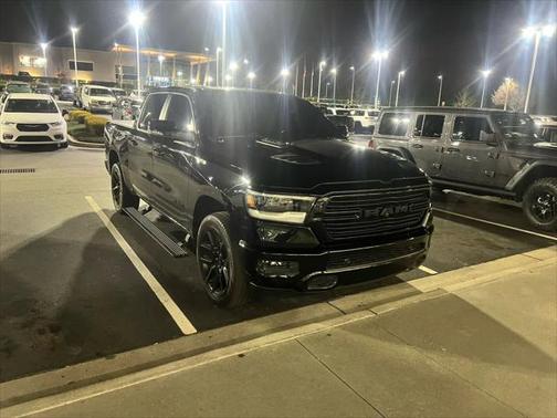 2023 RAM 1500 Laramie Crew Cab 4x4 57' Box