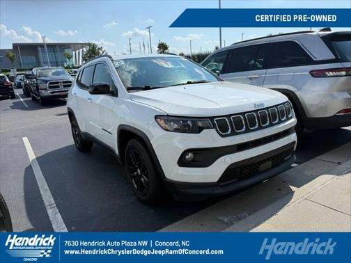 2022 Jeep Compass Latitude FWD