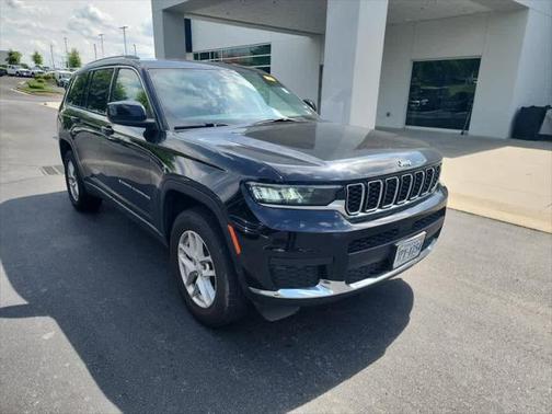 2023 Jeep Grand Cherokee L Laredo 4x4