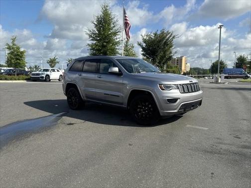 2021 Jeep Grand Cherokee Laredo X 4x4
