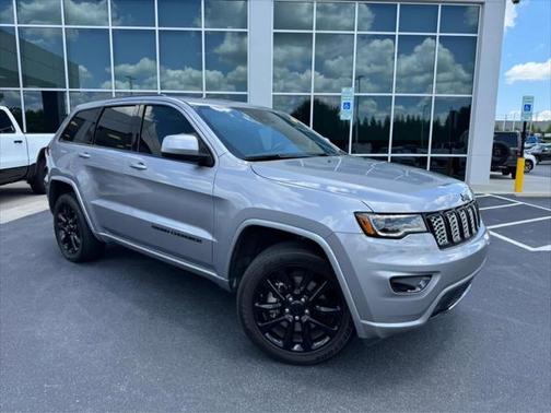 2021 Jeep Grand Cherokee Laredo X 4x4
