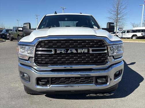 2024 RAM 2500 Big Horn Crew Cab 4x4 64' Box