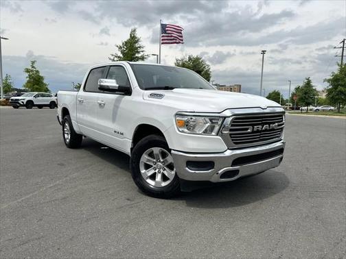 2024 RAM 1500 Laramie Crew Cab 4x2 57' Box