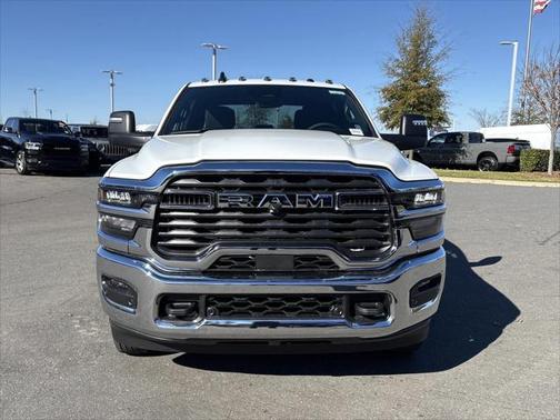 2026 RAM 3500 Big Horn Crew Cab 4x4 8 Box